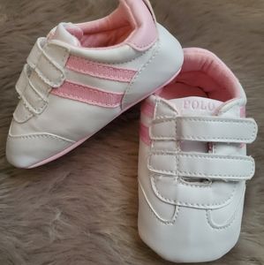 Infant sneaker